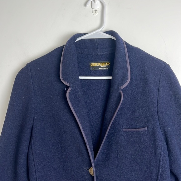 Vintage GEIGER Tyrol Women's Dark Blue Boiled Wool 3 Bronze Button Jacket  Sz 40 - Picture 3 of 8